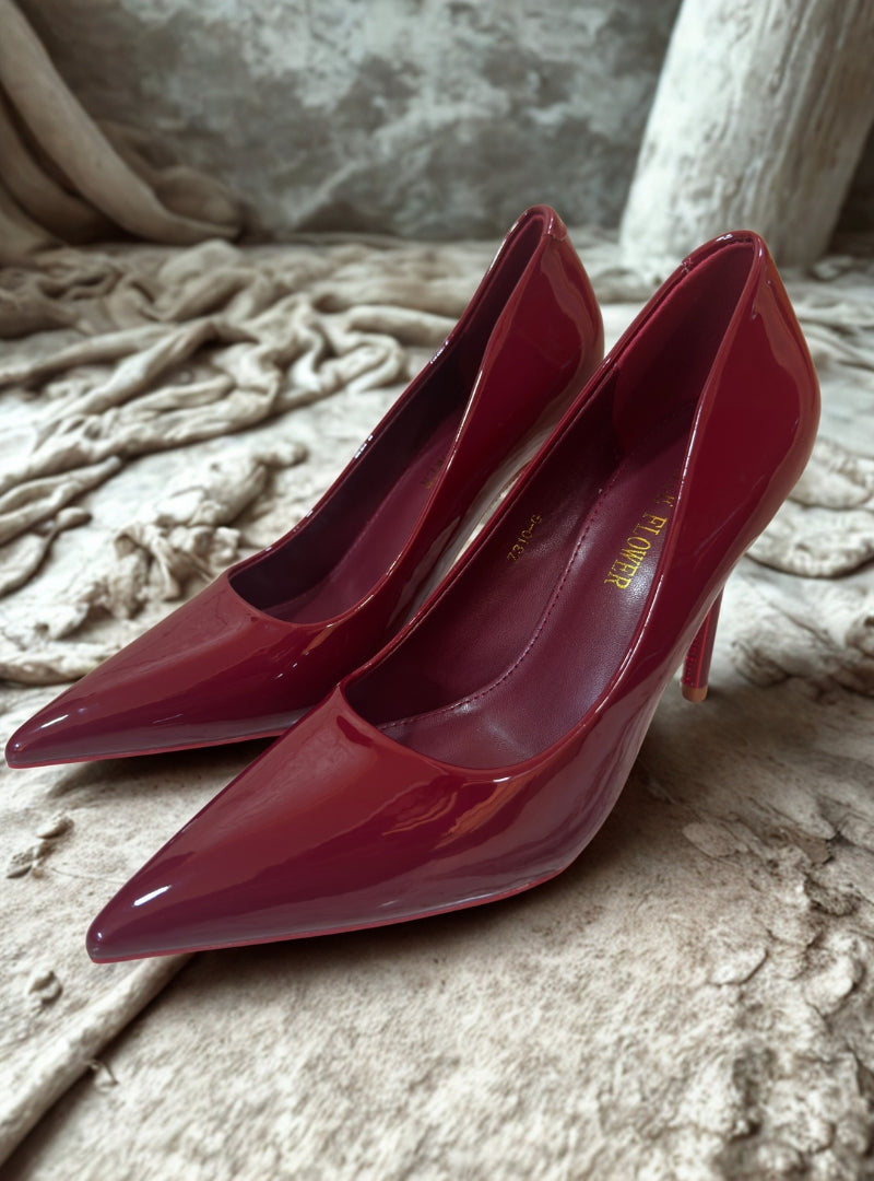 Olivia – Stiletto Heels בצבע אדום לכה