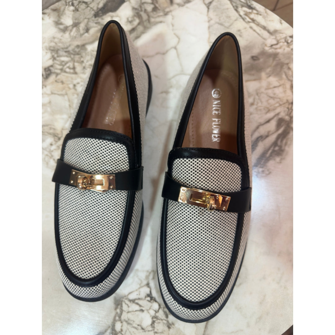 Sophia – Loafers עם אבזם מוזהב