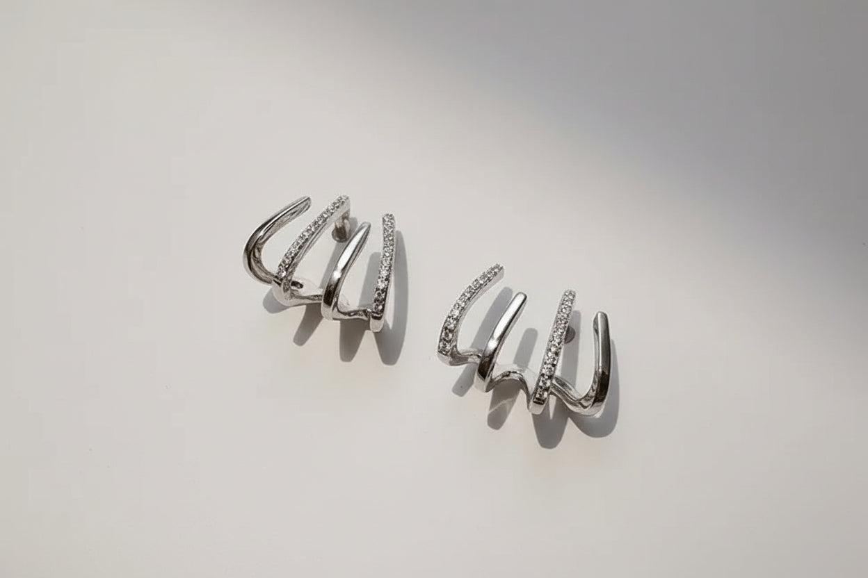 ELYSIA – עגילי סטאד עם קריסטל בגימור קוריאני