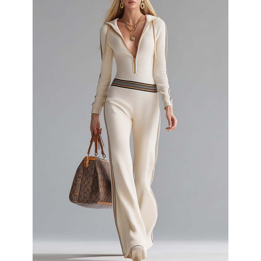 ELVIRA – אוברול סרוג עם קפוצ’ון ופסי צבע