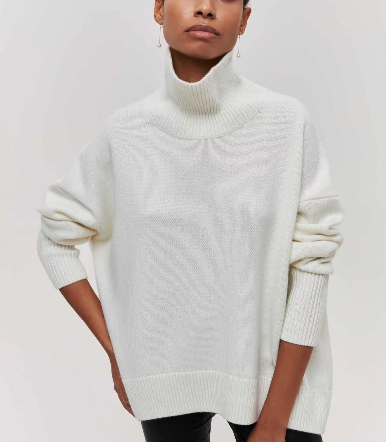 Tiana – סוודר  עם צווארון גולף