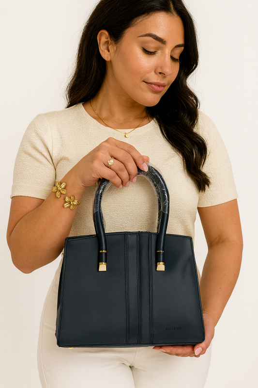 Isabella – תיק יד מובנה אלגנטי