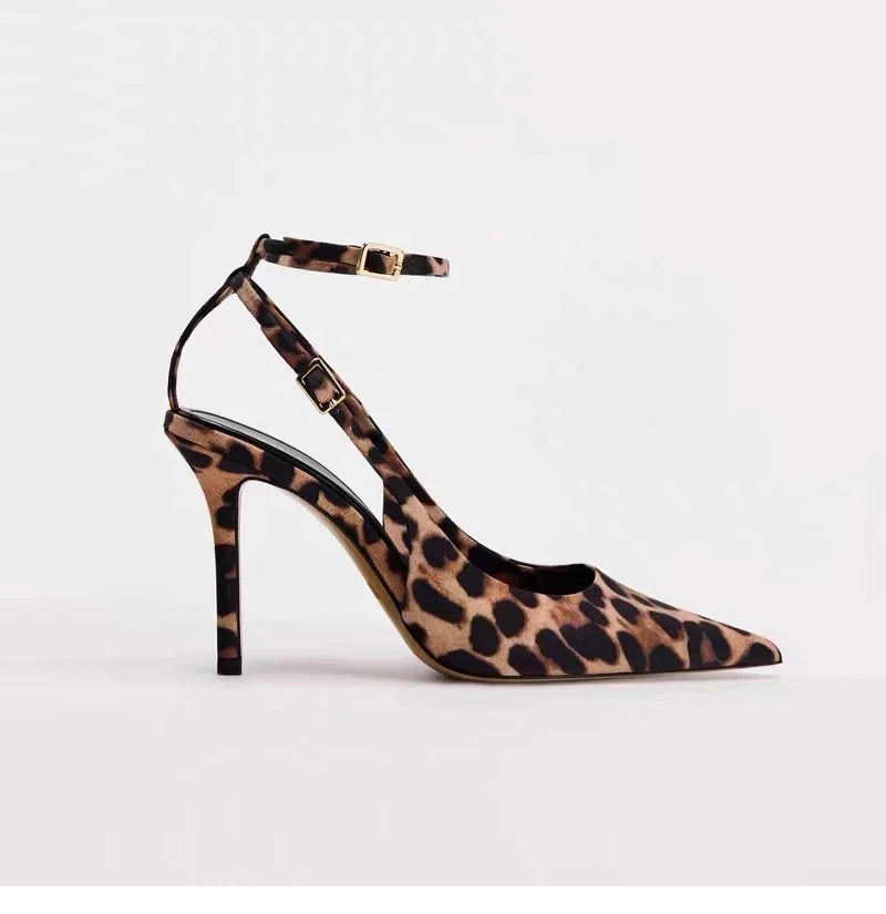 Viperé – סנדלי עקב בהדפס נחש יוקרתי