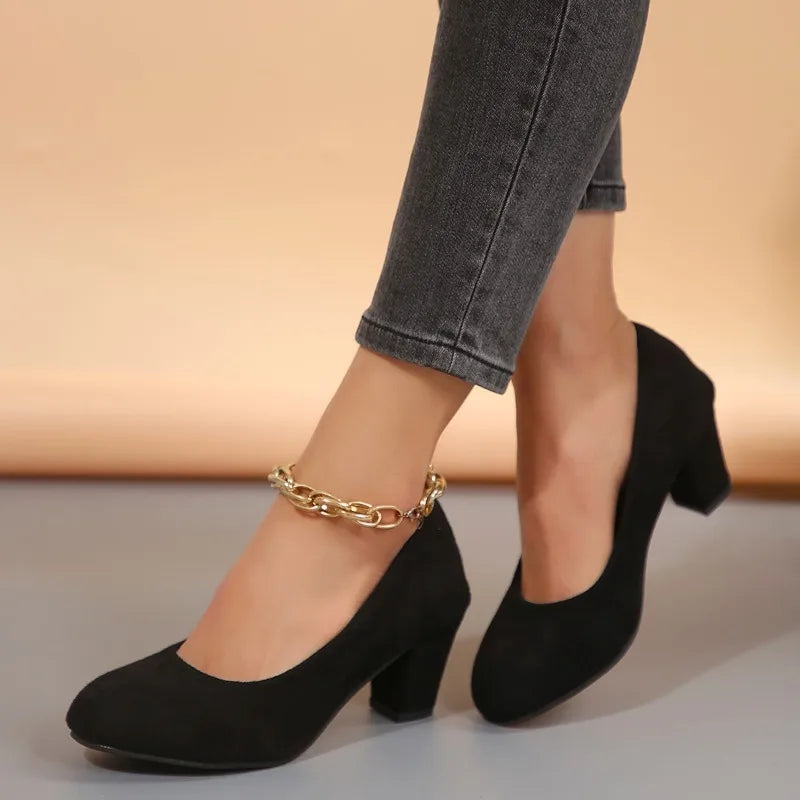 Delphine – נעלי עקב אלגנטיות לנשים בסגנון נקי ומעודן