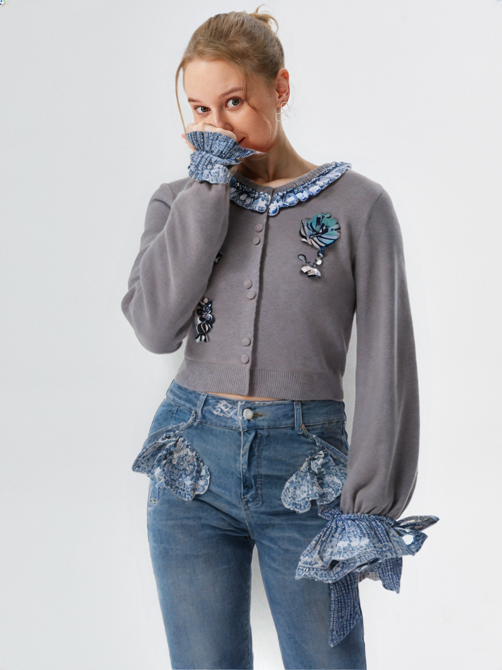 Maelis – קרדיגן סרוג אירופאי קצר עם שרוולי פעמון