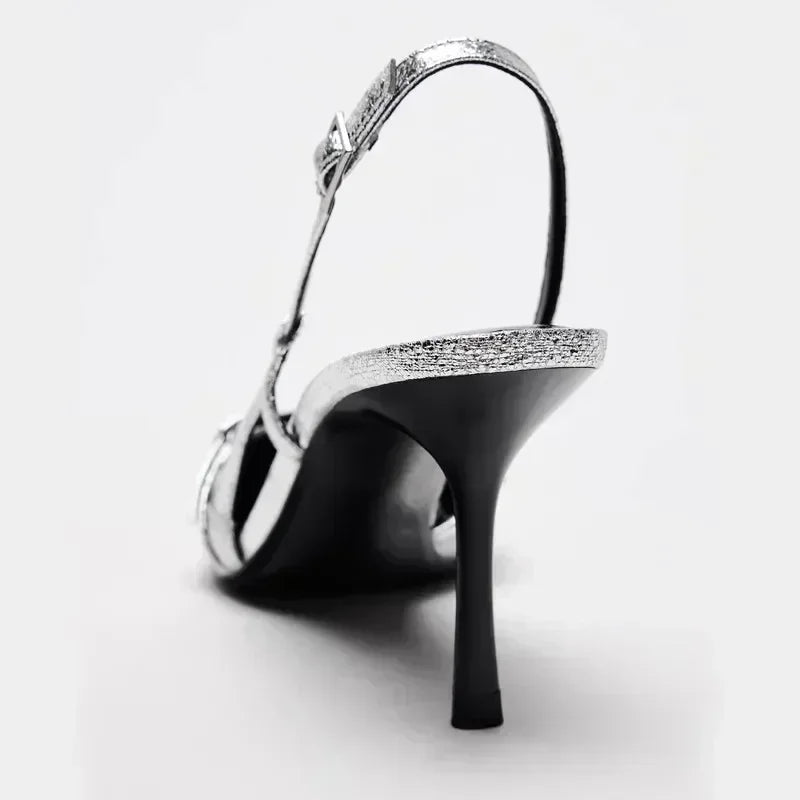 Vittoria – עקב לק בורדו מחודד