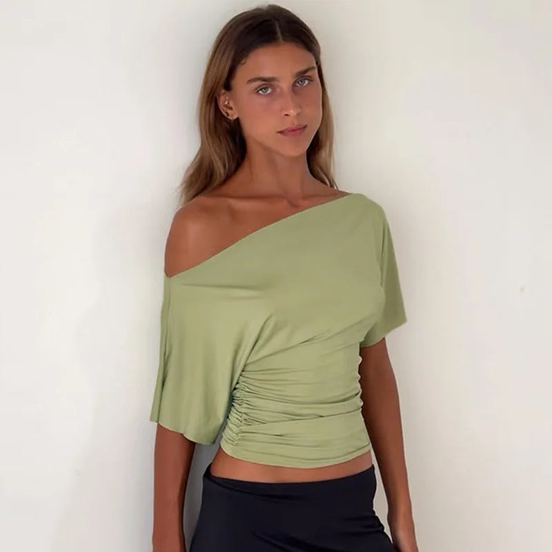 YANINA טופ כתפיים חשופות עם כיווצים