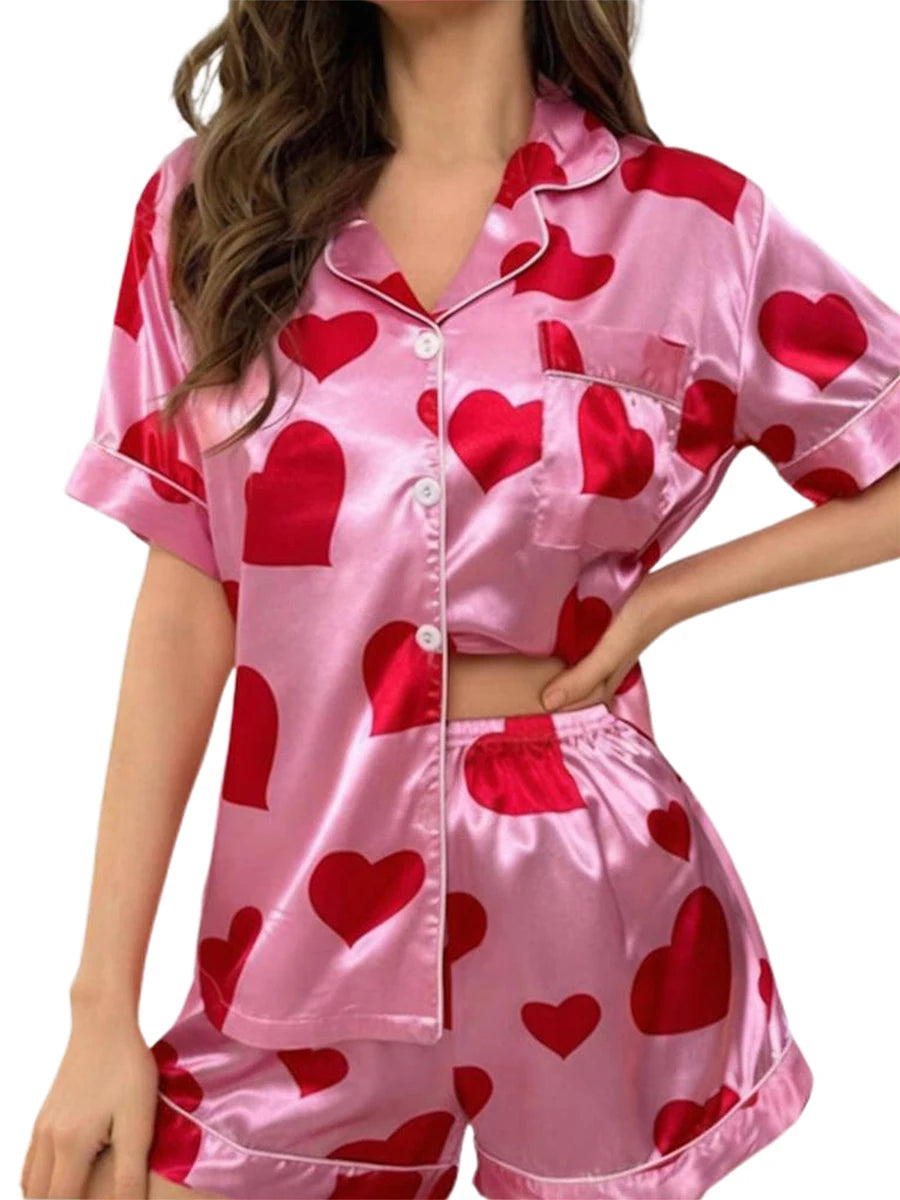 LORENA סט פיג׳מה קצר עם הדפס לבבות רומנטי