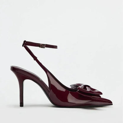 Celestia – עקב לק מחודד עם רצועת קרסול ופפיון