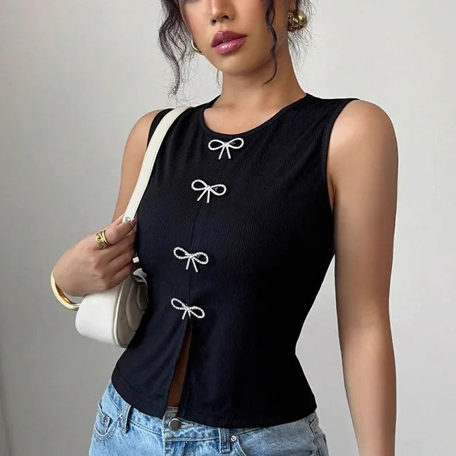 MIRENA טופ אלגנטי עם קשר קדמי