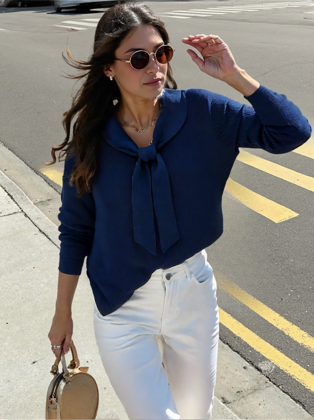 Lioréa – סוודר סרוג בגזרה רפויה עם צווארון פיטר פן